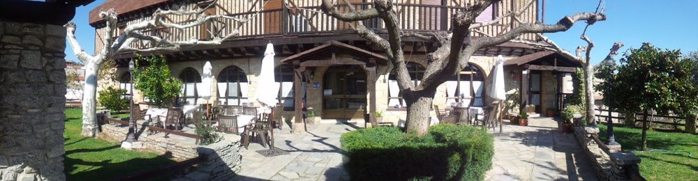 Apartamentos El Mirador Del Soto Sotoserrano Dış mekan fotoğraf